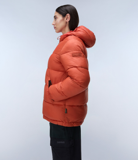 Дамско яке A-BOX LOGO MED H W RED SAUCE 04 Дамско яке A-BOX LOGO MED H W RED SAUCE NP0A4HZ2R1B 04