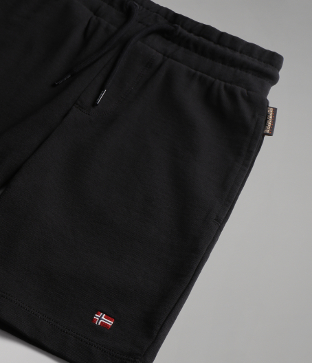 Детски къс панталон K NALIS BLACK 041 03 Детски къс панталон K NALIS BLACK 041 NP0A4HK5041 03