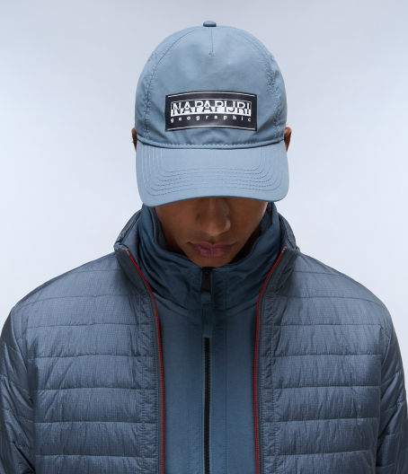 Унисекс шапка F-BOX LOGO CAP STORMY WEAT G1Y 06 Унисекс шапка F-BOX LOGO CAP STORMY WEAT G1Y NP0A4IEOG1Y 06