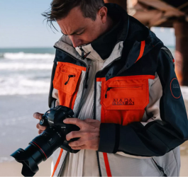 Фотографът Филипо Мафей и Napapijri: между вълните и планините